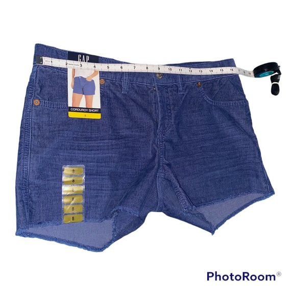 GAP Frayed Hem Soft Stretch Corduroy Shorts | Sizes 8, 10, 12 - Picture 9 of 14